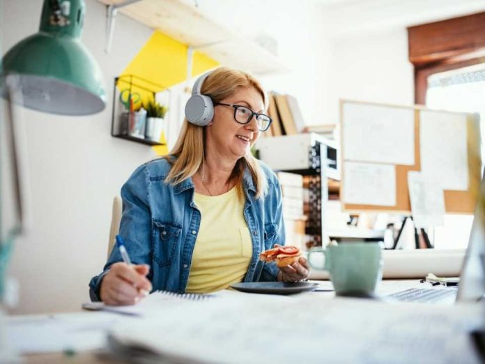 SMART FLEX: la educación superior que se adapta a la vida de los estudiantes