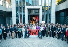 Santander reconoce a 50 directivas del país en una nueva edición  del programa global de liderazgo femenino SW50 