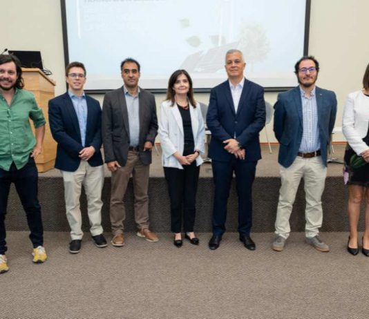 Seminario en la UCSC analizó avances y brechas de la transición energética