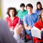 Incertidumbre económica impulsa el aprendizaje de inglés en Chile