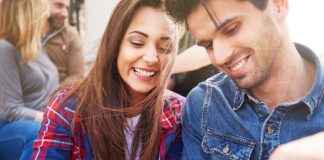 Jóvenes en Chile con dominio del inglés tienen 53% más probabilidades de conseguir su primer empleo