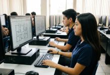 CChC Antofagasta presentó concurso “Salas Construyo Mi Futuro” a alcalde Sacha Razmilic y CMDS