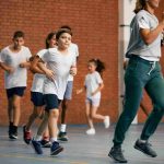 El papel esencial del deporte en la salud mental de niños y jóvenes