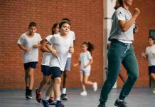 El papel esencial del deporte en la salud mental de niños y jóvenes
