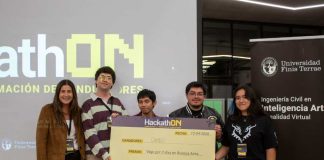 Estudiantes de la U. Finis Terrae y de la UBO son los grandes triunfadores de la Hackathon “Gamificando la formación de conductores”
