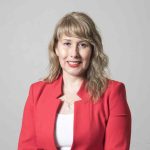 Turismo global en riesgo por la guerra Janine Valenzuela Directora Escuela de Hotelería y Turismo Universidad de Las Américas