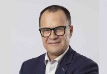 Educación Física: ¿seguiremos enseñando desde la rigidez o nos atreveremos a comprender la complejidad? Jorge Valdivia Director Magíster en Educación Física y Motricidad Humana Universidad de Las Américas