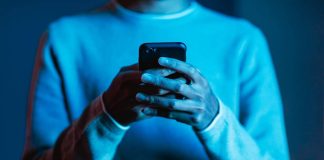 Kaspersky identifica nueva versión de malware que se infiltra en aplicaciones de la App Store y Google Play