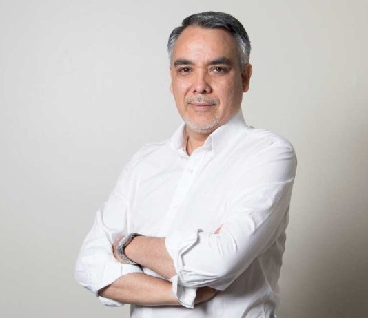 Maciel Campos Director Escuela de Publicidad y Relaciones Públicas Universidad de Las Américas UDLA