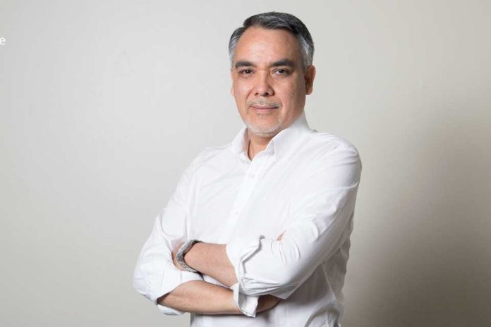 Maciel Campos Director Escuela de Publicidad y Relaciones Públicas Universidad de Las Américas UDLA