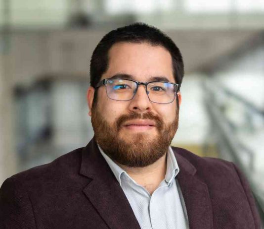 Manuel Chong Fuentes  Economista  Académico UNAB