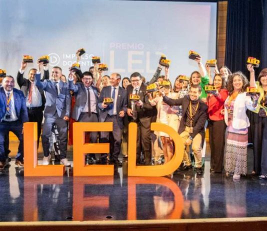 Premio LED lanza su cuarta versión para reconocer a líderes educativos que transforman sus comunidades escolares con prácticas innovadoras