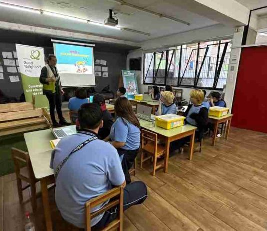 Robótica en la sala de clases: cuando programar también sirve para aprender a convivir y manejar las emociones 