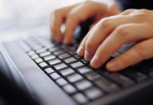 Sueldos de hasta 100 dólares la hora: los entrenadores de IA ganan terreno en Chile