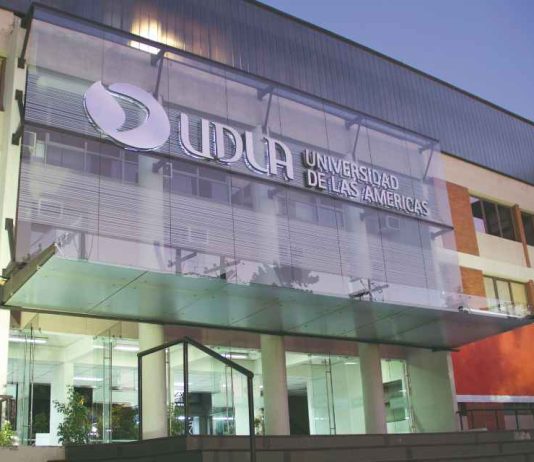 Observatorio sobre el Uso de Inteligencia Artificial en Educación UDLA realiza ciclo de seminarios web para fortalecer habilidades docentes Universidad de Las Américas UDLA