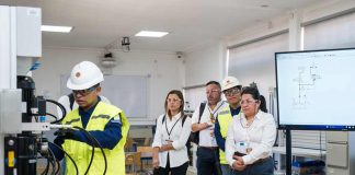 Vinculación con la industria fortalece formación técnico-profesional minera en Liceo de Pica