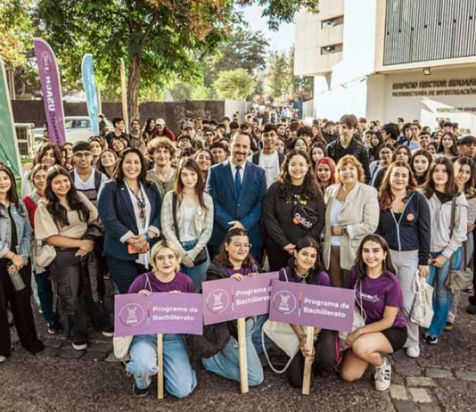 Mayor seguridad y bienestar para los estudiantes: los beneficios de involucrar a familias y personas cercanas en su vida universitaria Mayor seguridad y bienestar para los estudiantes: los beneficios de involucrar a familias y personas cercanas en su vida universitaria