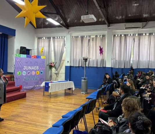 Capacitan a docentes con herramientas para atender la diversidad en el aula