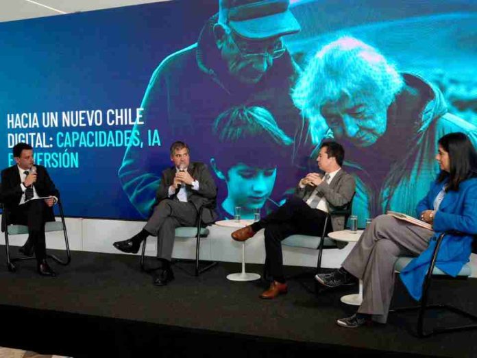 Chile alcanza 96,6% de hogares conectados, pero solo 2 de cada 10 personas declara tener habilidades digitales avanzadas