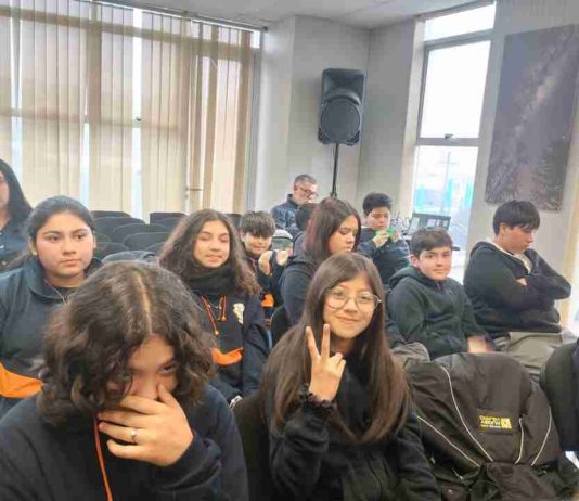 Escolares de Curanilahue buscan fortalecer la resiliencia climática de la comuna