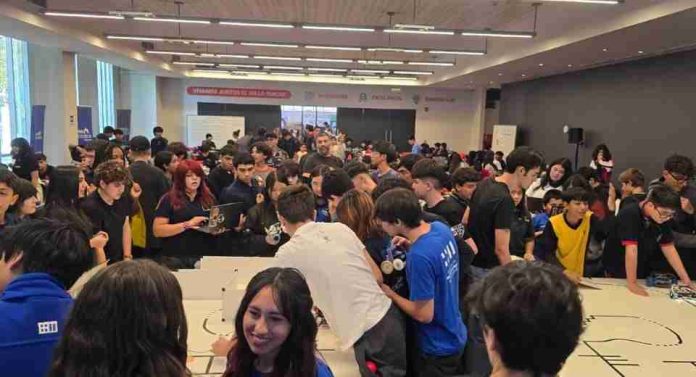 Liga robótica escolar se toma Antofagasta: llegan robots luchadores construidos por estudiantes