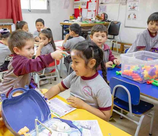 Más que entretención: webinar gratuito abordará cómo el juego impulsa el aprendizaje en la primera infancia Más que entretención: webinar gratuito abordará cómo el juego impulsa el aprendizaje en la primera infancia