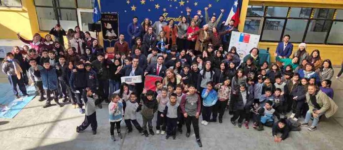 Realizan exitosa jornada de difusión de la #Ley60Minutos de actividad física en escuela de Temuco