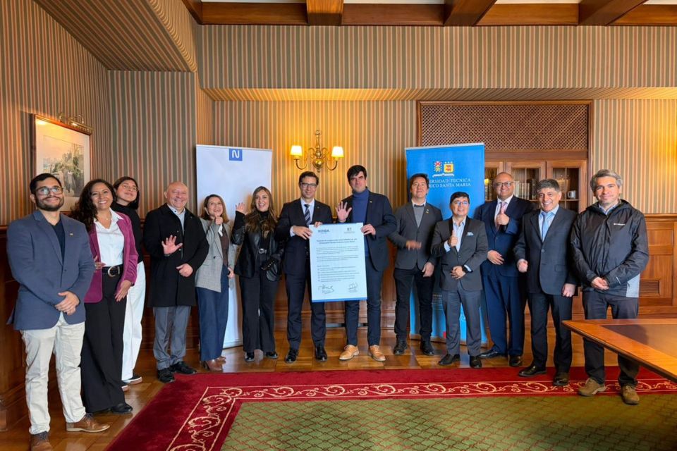 SONDA y la Universidad Técnica Federico Santa María firman alianza para impulsar innovación, formación y vinculación con la industria