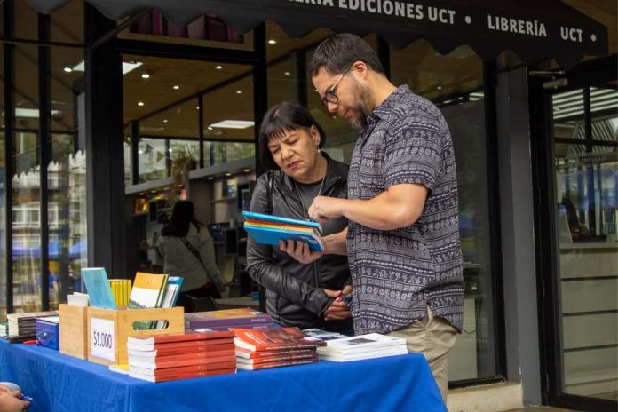 Séptima versión de la venta de bodega de Ediciones UCT abrirá sus puertas con libros desde mil pesos