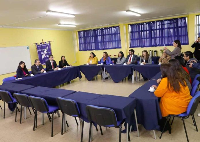 Subsecretario de Educación sostuvo encuentros con directores y abordó los principales desafíos de la región en materia educativa Subsecretario de Educación sostuvo encuentros con directores y abordó los principales desafíos de la región en materia educativa