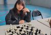 Admira a Bobby Fischer y amó “Gambito de dama”: así es Emilia Larenas, la campeona de ajedrez que ilusiona en Puente Alto Admira a Bobby Fischer y amó “Gambito de dama” así es Emilia Larenas, la campeona de ajedrez que ilusiona en Puente Alto