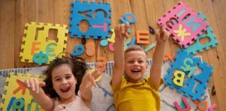 Cada vez más temprano: familias chilenas adelantan el aprendizaje del inglés en sus hijos