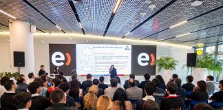 Cerca de 300 estudiantes de la organización han sido parte de las tutorías de Entel