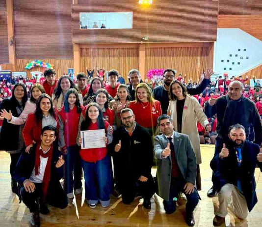 Colegio chileno de la Región de O'Higgins es reconocido entre las 10 escuelas más innovadoras del mundo