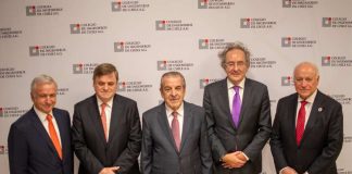 Colegio de Ingenieros premia al rector de la U. Central Santiago González por su destacada gestión Colegio de Ingenieros premia al rector de la U. Central Santiago González por su destacada gestión