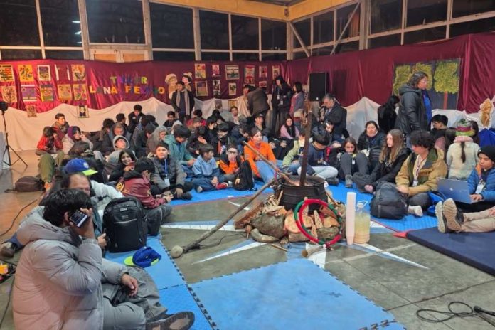 Cultura, comunidad y robots el encuentro que reunió a jóvenes de todo Chile en Chonchi Cultura, comunidad y robots: el encuentro que reunió a jóvenes de todo Chile en Chonchi