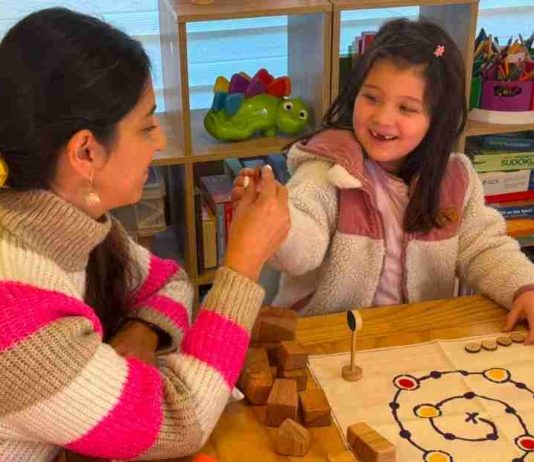 Emprendedora de Aysén desarrolla innovación con potencial nacional para familias neurodiversas
