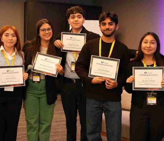 Estudiante de la USACH gana competencia de auditoría de EY y representará a Chile en final latinoamericana