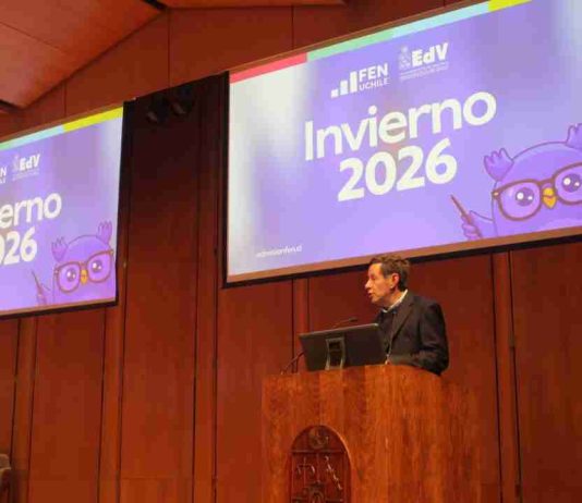 FEN abre su Escuela de Desarrollo de Invierno 2026 con clase magistral del Decano De Gregorio
