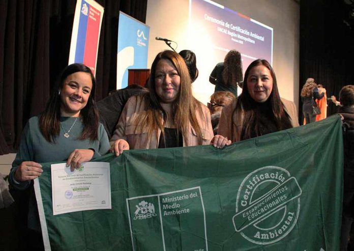 Jardines infantiles de la red JUNJI recibieron certificación ambiental por su compromiso con la educación sustentable