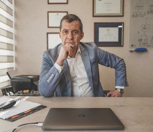 “LIDERAR DESDE LA EXPERIENCIA”, UN TESTIMONIO DE VIDA Y CONSEJOS CLAVE PARA LAS ORGANIZACIONES EN TIEMPOS DE CAMBIO “LIDERAR DESDE LA EXPERIENCIA”, UN TESTIMONIO DE VIDA Y CONSEJOS CLAVE PARA LAS ORGANIZACIONES EN TIEMPOS DE CAMBIO