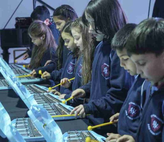 La lectura como motor de cambio: Fundación FEIZH lanza programa de fomento lector para estudiantes de La Pintana La lectura como motor de cambio: Fundación FEIZH lanza programa de fomento lector para estudiantes de La Pintana