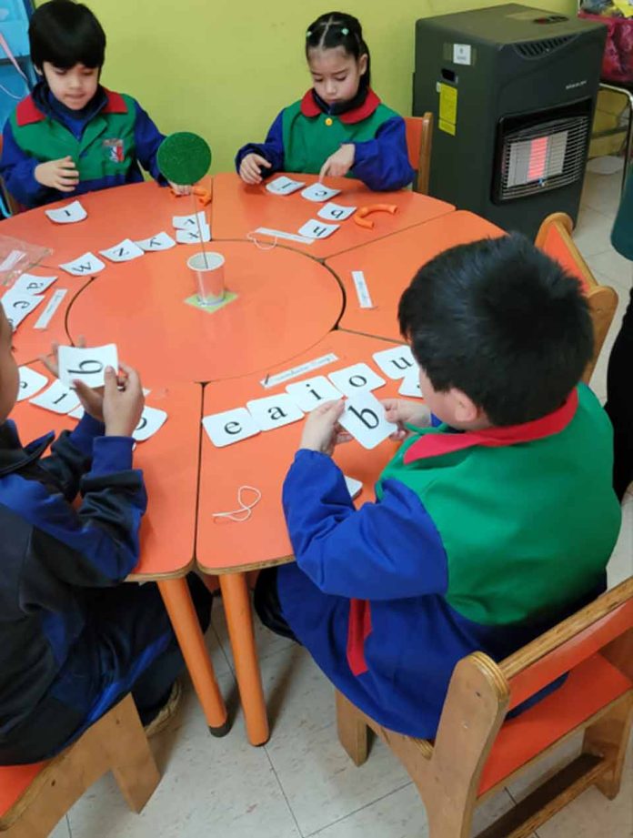 Lanzan Manual de Buenas Prácticas para fortalecer habilidades de escolares en Matemáticas y Lectoescritura de primer ciclo básico