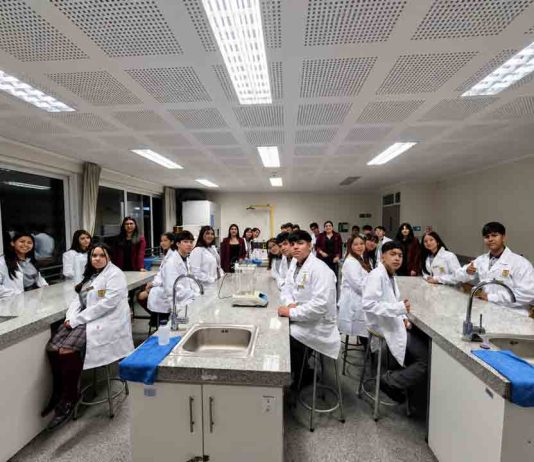 Liceo Domingo Latrille de Tocopilla, fortalece especialidad ligada a la minería y mejora resultados de sus estudiantes