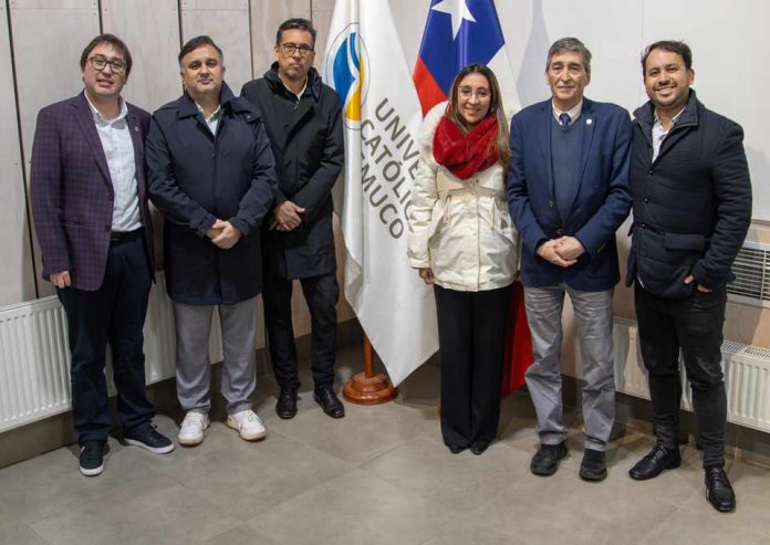 Magíster en Administración de Empresas UCT abre su lanzamiento con datos que revelan la urgencia de formar líderes empresariales con visión global