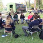 Más de 200 Estudiantes de distintos colegios de RM debatieron sobre democracia, redes sociales y desinformación en encuentro interescolar Más de 200 Estudiantes de distintos colegios de RM debatieron sobre democracia, redes sociales y desinformación en encuentro interescolar