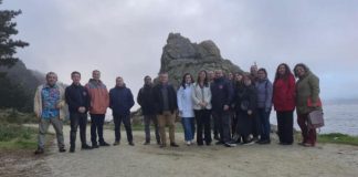 Funcionarios SEA Biobío participan en jornada sobre cuidado de ecosistemas marinos de la U. Católica de la Santísima Concepción La actividad contó con la participación de la decana y el vicedecano de la Facultad de Ciencias de la casa de estudio y la presentación de investigaciones sobre biodiversidad marina, monitoreo ambiental y generación de información científica, entre otras materias.