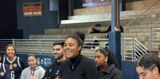 Primera chilena en la WNBA inspiró a estudiantes de la USS y escolares del Biobío con una charla y clínica deportiva Primera chilena en la WNBA inspiró a estudiantes de la USS y escolares del Biobío con una charla y clínica deportiva