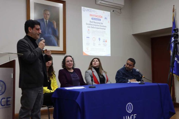 Reportaje | UMCE crea Red de Establecimientos con Sello Experimental que impactará en 16 mil escolares