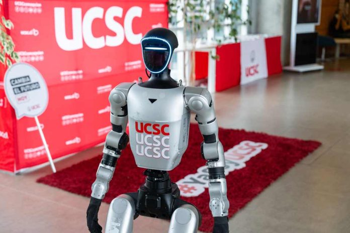 Robot humanoide UCSC mostrará en EXPONOR cómo la IA llega a la industria Robot humanoide UCSC mostrará en EXPONOR cómo la IA llega a la industria